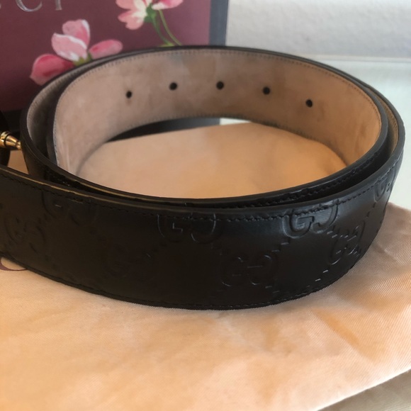 ❤️SOLD❤️Authentic Black And Gold Gucci Belt - Picture 7 of 16